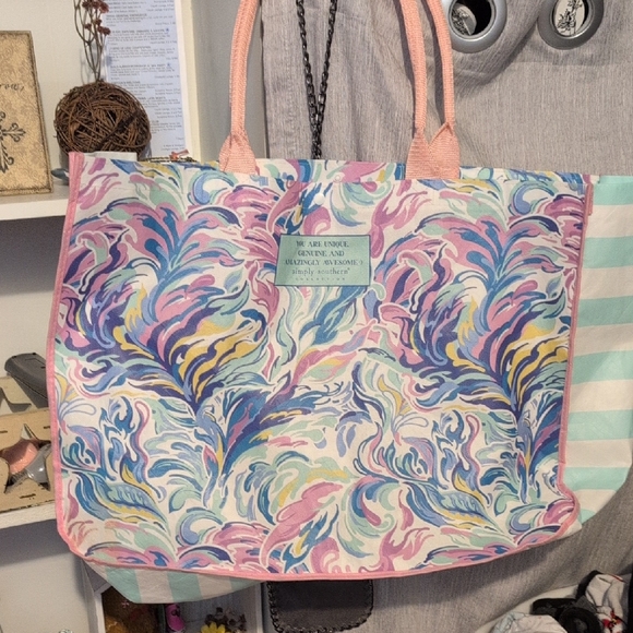 Simply Southern Pastel Swirl Tote Bag - Picture 1 of 3